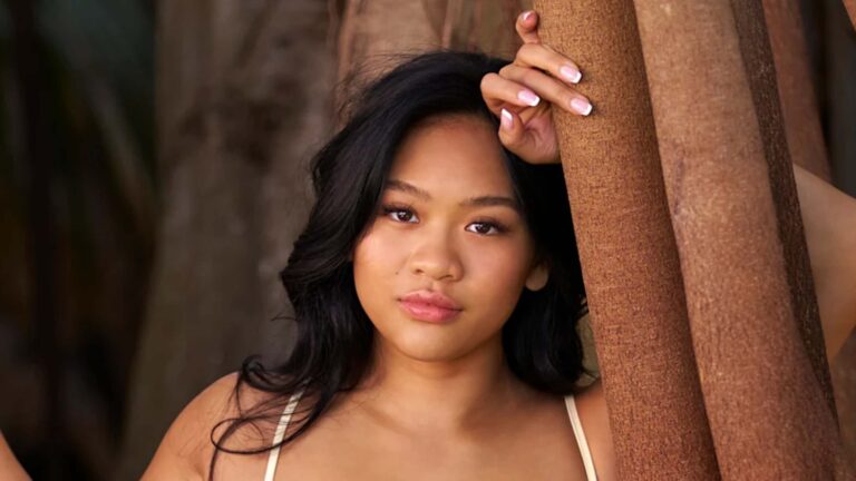 Suni Lee’s Cocoa Brown Set From Her SI Swimsuit Feature Is the Perfect Hue for Autumn