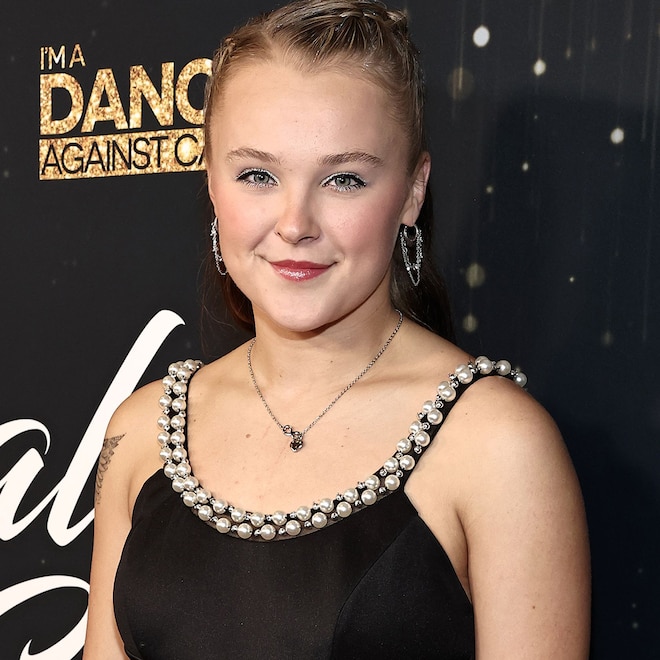 JoJo Siwa Reveals Hospitalization Hours Before Black Friday Concert