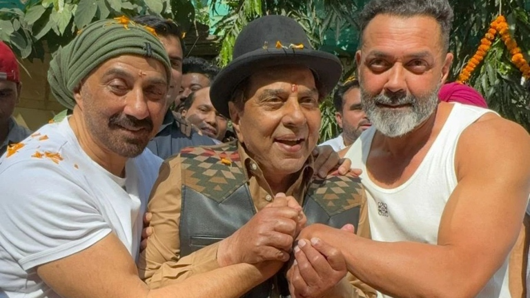 DYK, Dharmendra Forbade Sunny, Bobby From Attending Star Kids’ Birthday Parties? A Deol Brother Once Revealed, “Papa Never Wanted Us To Mingle With The Film Industry”