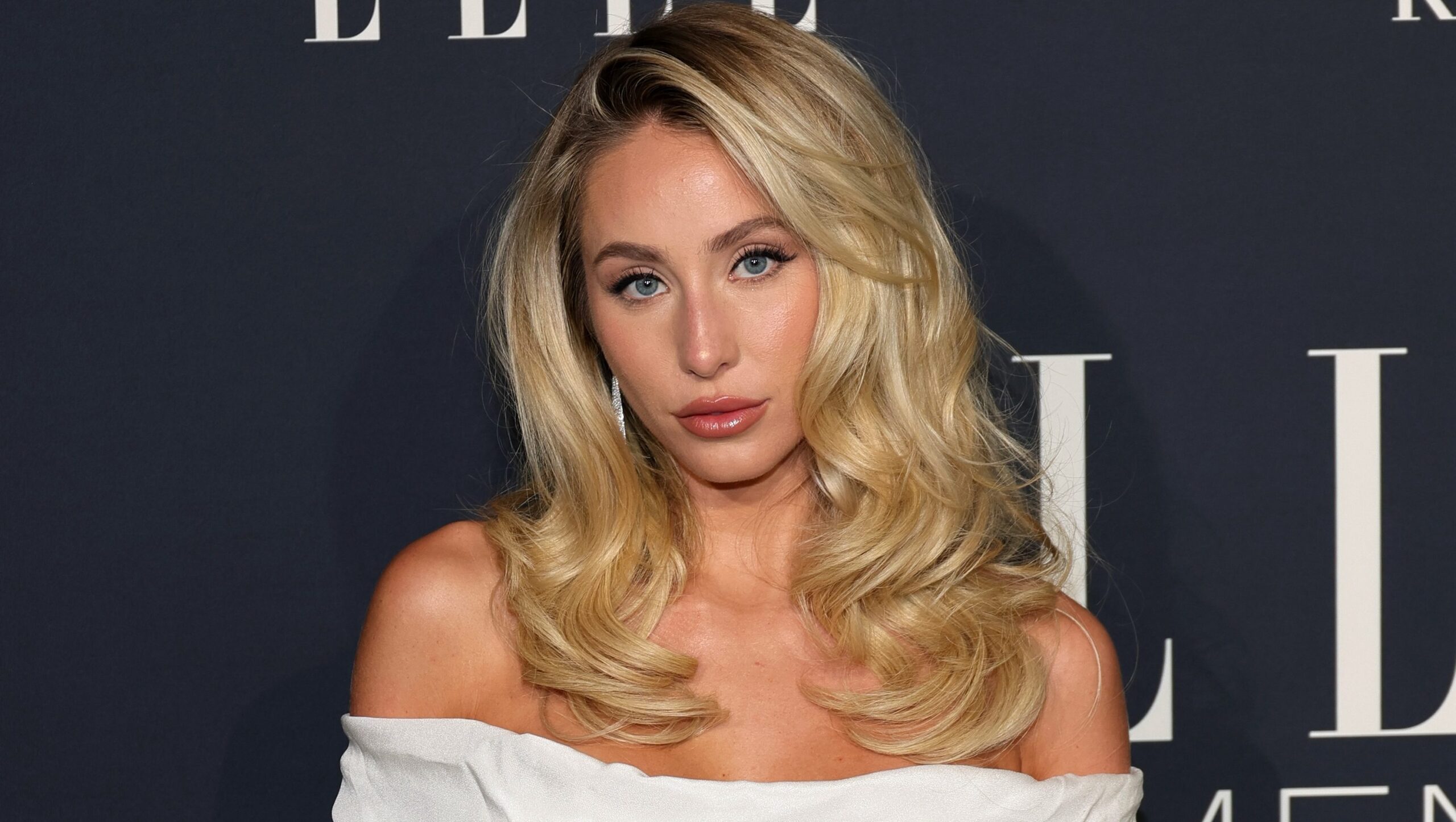 Alix Earle Net Worth 2025: How Much Money the Influencer Has Alix Earle Net Worth 2025: How Much Money the Influencer Has