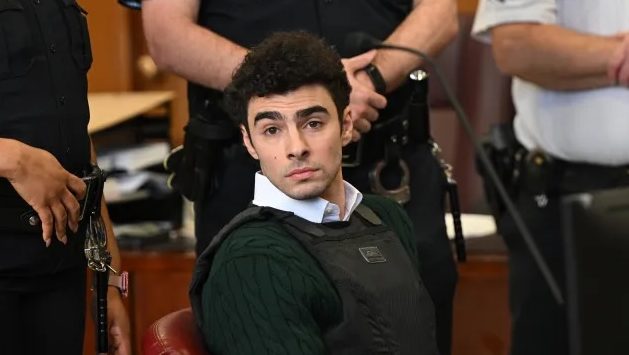 Luigi Mangione’s Family: All About His Parents, Cousin & Other Relatives Luigi Mangione’s Family: All About His Parents, Cousin & Other Relatives