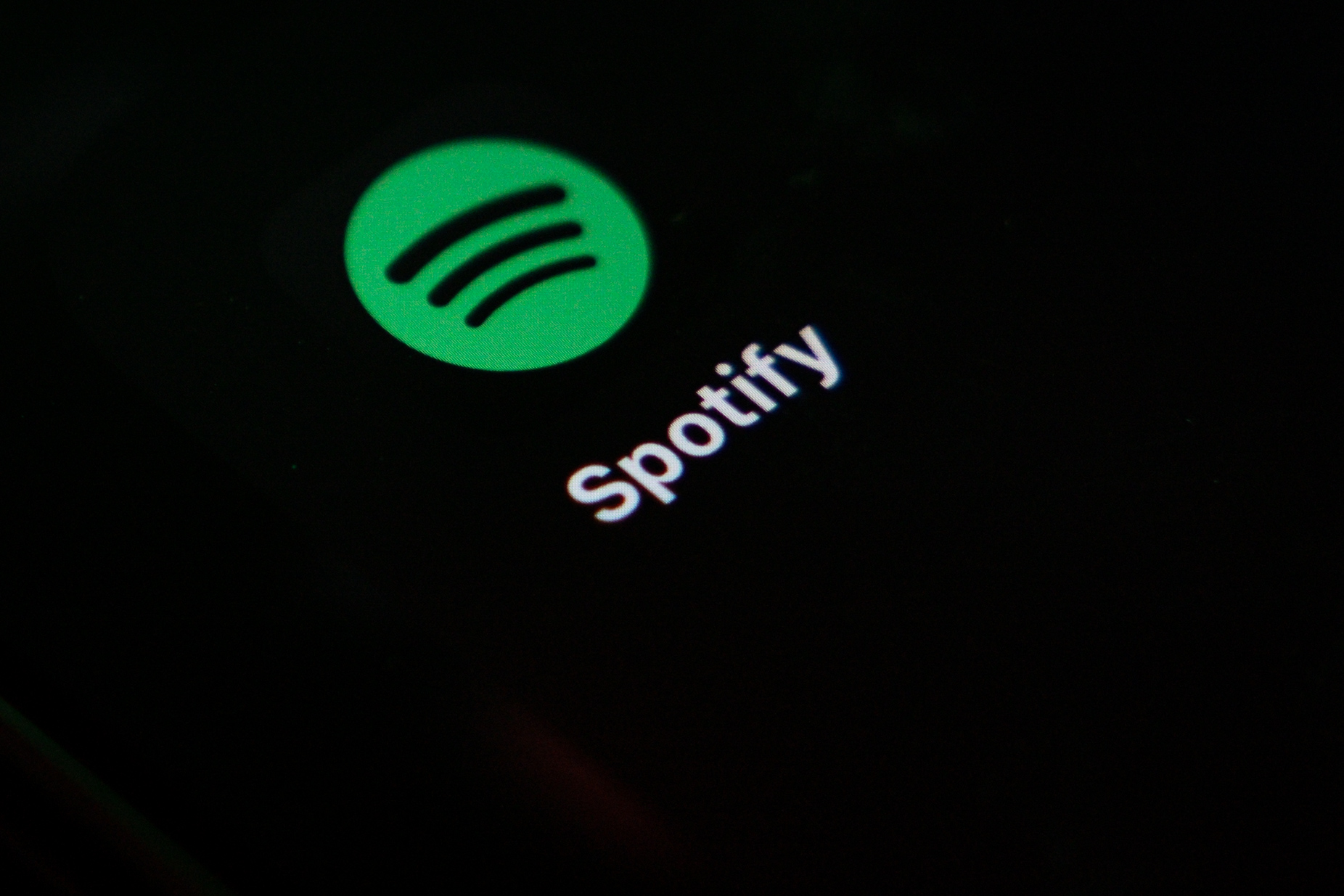Spotify Preparing Price Hike Next Year: Report