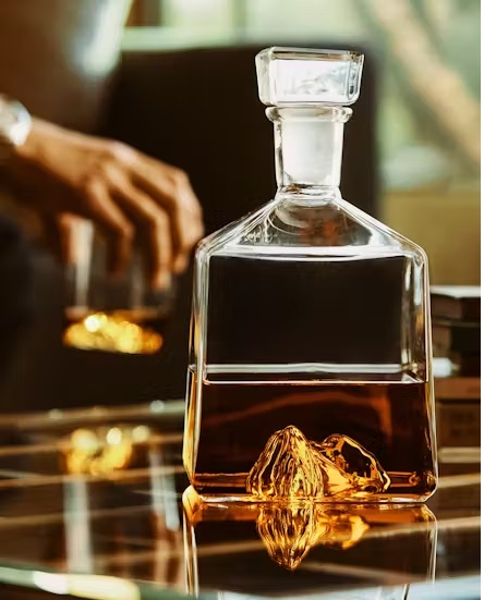 Save Up To 40% On The Best Menswear & Gear At Huckberry’s Black Friday/Cyber Monday Sale