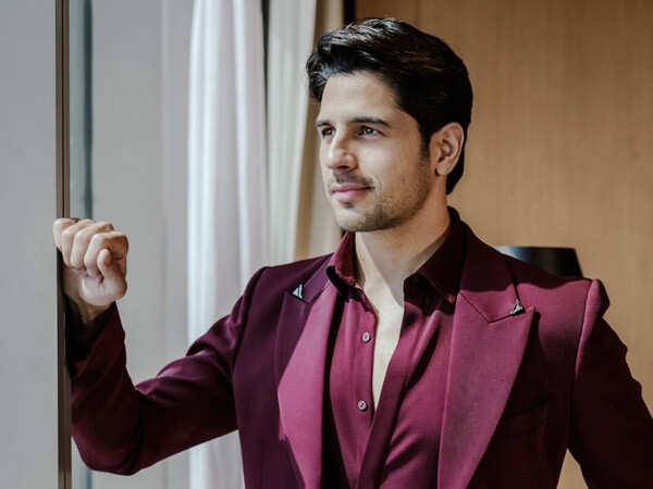 Bollywood and The Middle East: A Growing Connection Bollywood and The Middle East: A Growing Connection