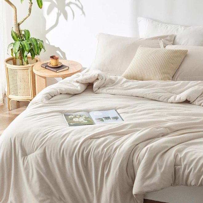 Purple, Casper & Brooklinen Black Friday Bedding Steals up to 75% Off