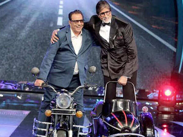 Amitabh Bachchan Pens a Heartfelt Tribute for His Sholay Co-star Late Dharmendra