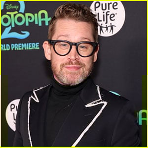 Macaulay Culkin Reminds Everyone About The Legal Name Change He Made ‘All For That One Joke’ Macaulay Culkin Reminds Everyone About The Legal Name Change He Made ‘All For That One Joke’