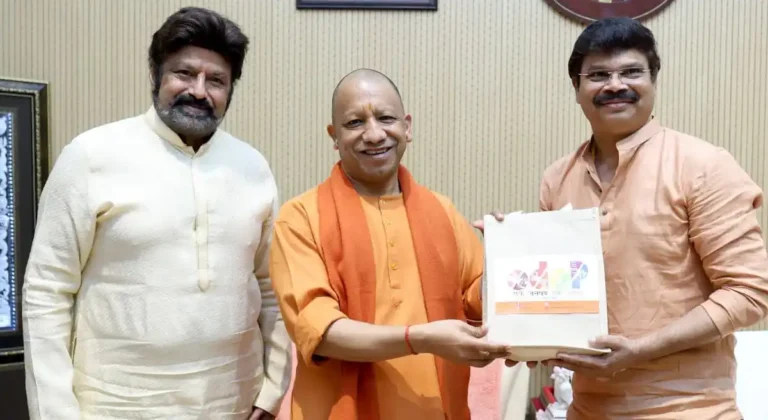 ఫోటో మూమెంట్: పవర్ఫుల్ సీఎంతో ‘అఖండ’ టీం