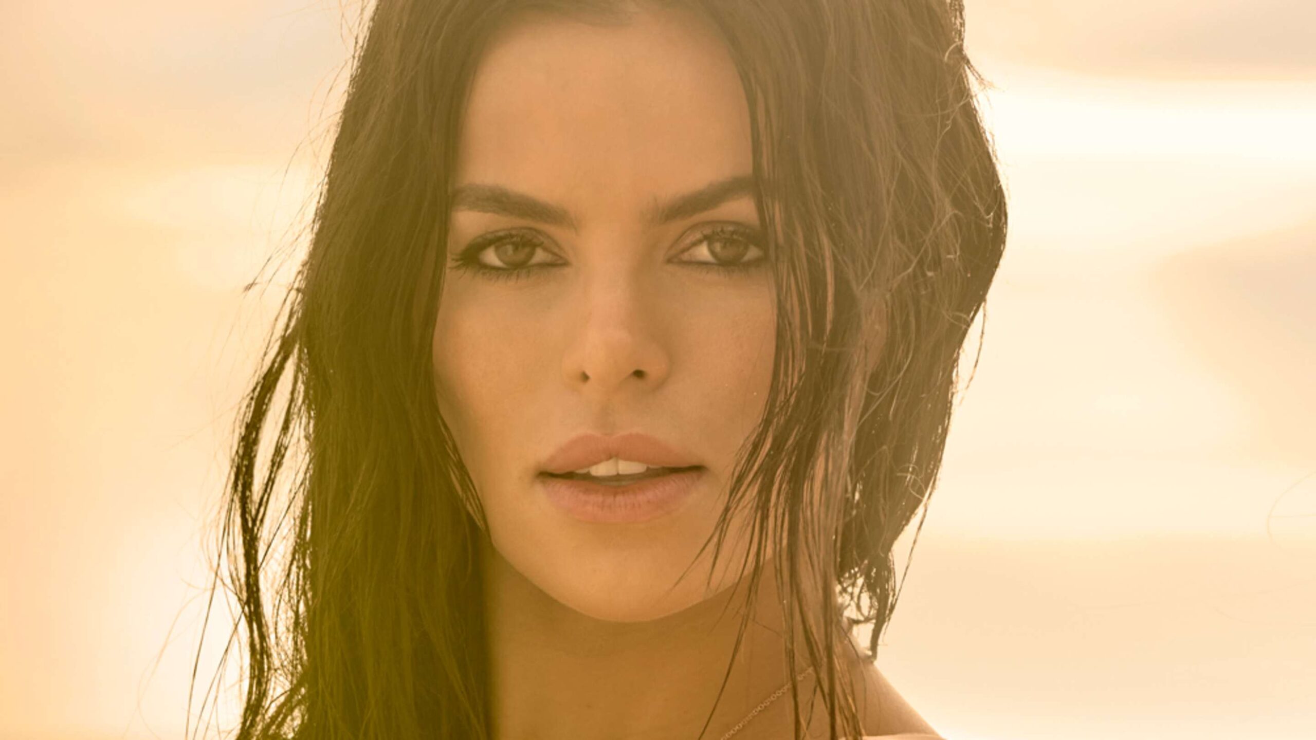 These 6 Adventurous SI Swimsuit Frames Define Sagittarius Seaside Style