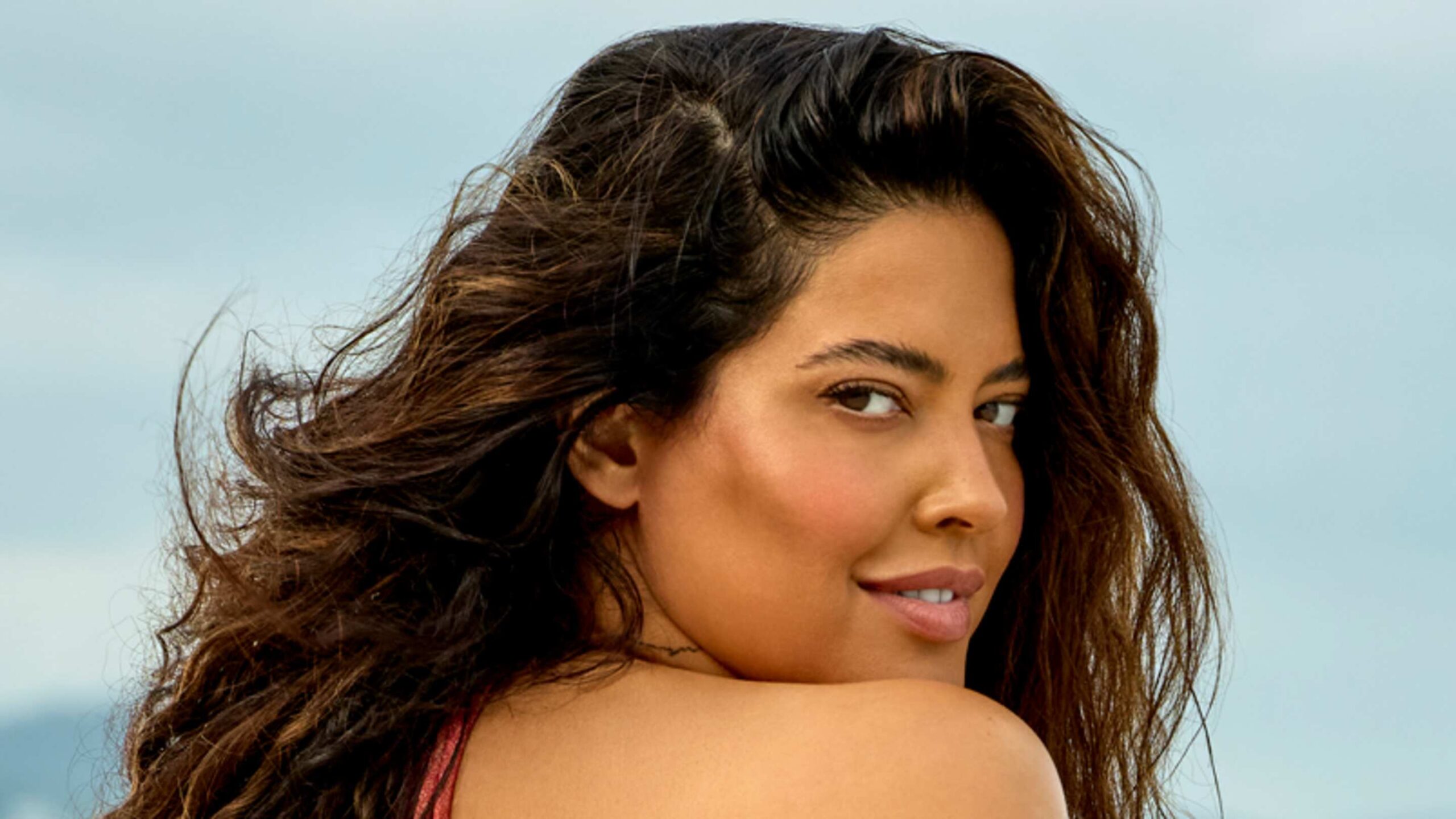 Denise Bidot Melts Away Those Frosty Winter Vibes With Easy-to-Replicate Lace Look