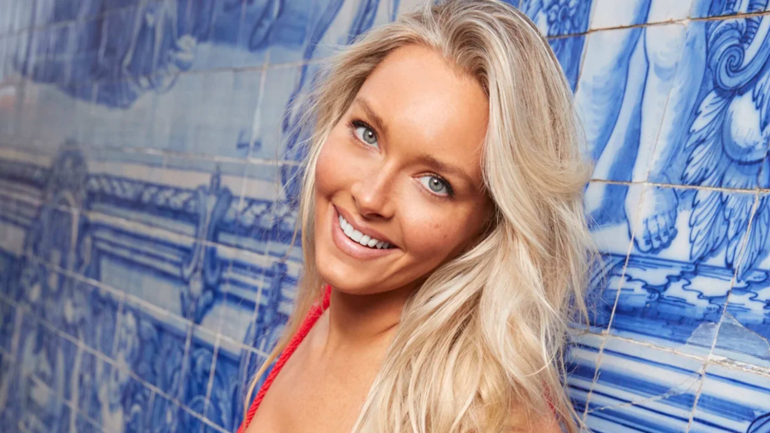 These Suits From Camille Kostek’s Feature in Portugal Are Fit for the Holiday Season