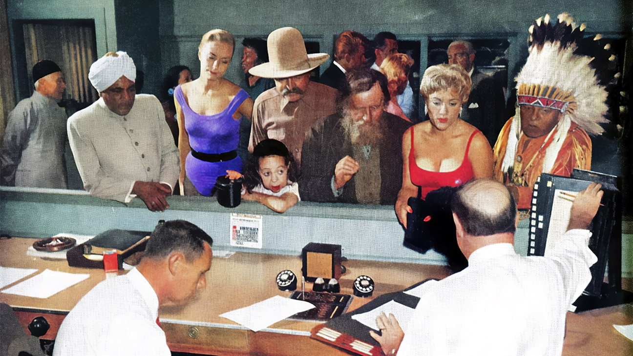 Extras! Extras! Read All About Them Extras! Extras! Read All About Them