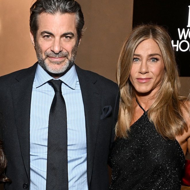 Jennifer Aniston Shares Peek Inside First Christmas With Jim Curtis