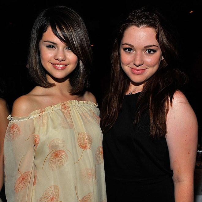 Wizards’ Selena Gomez, Jennifer Stone Have Magical Reunion