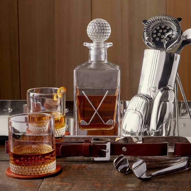 10 Holiday Gifts That Will Make the Men in Your Life Say ‘Thank You’ 10 Holiday Gifts That Will Make the Men in Your Life Say ‘Thank You’