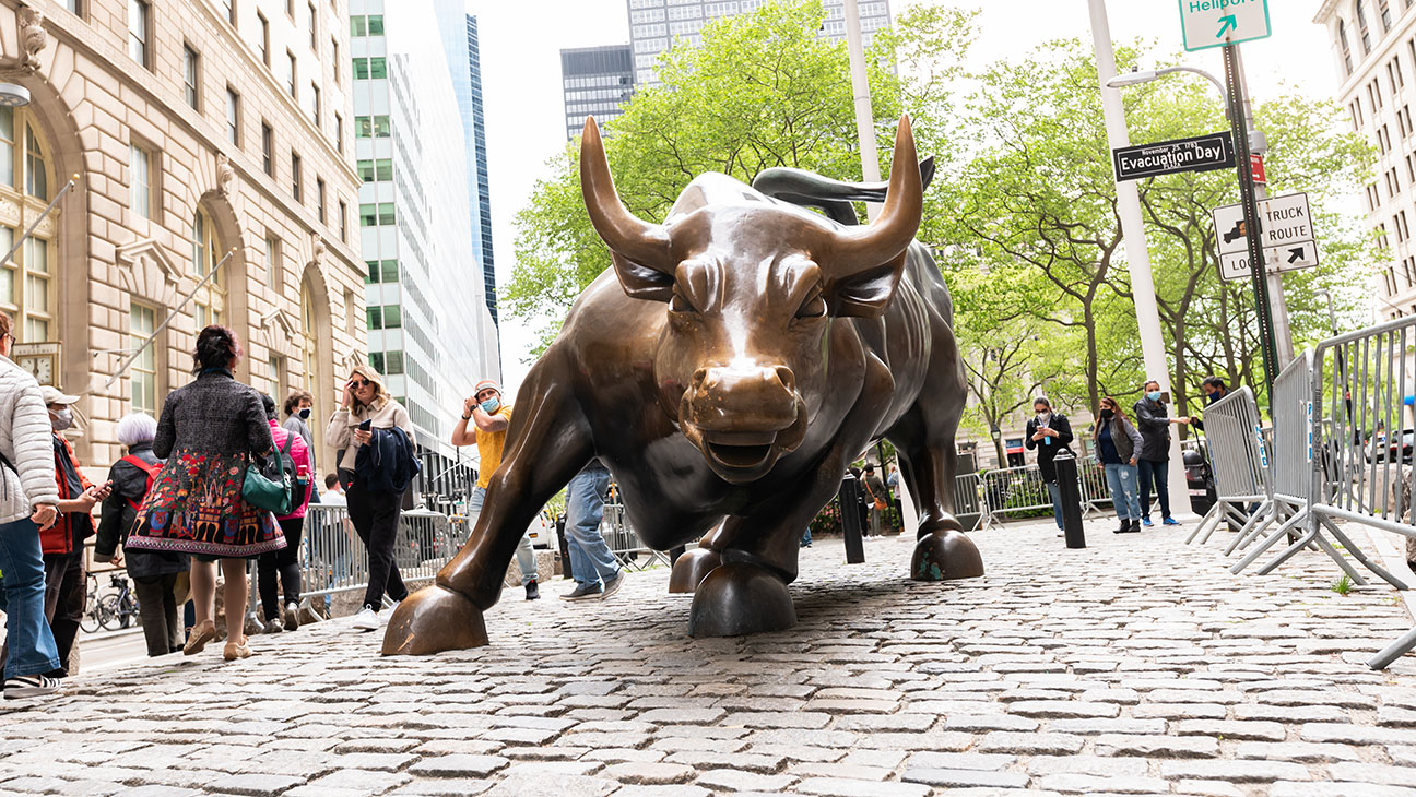 Media, Telecom Deals Value Soars on Mega-Mergers — And That’s Before Warner Bros.