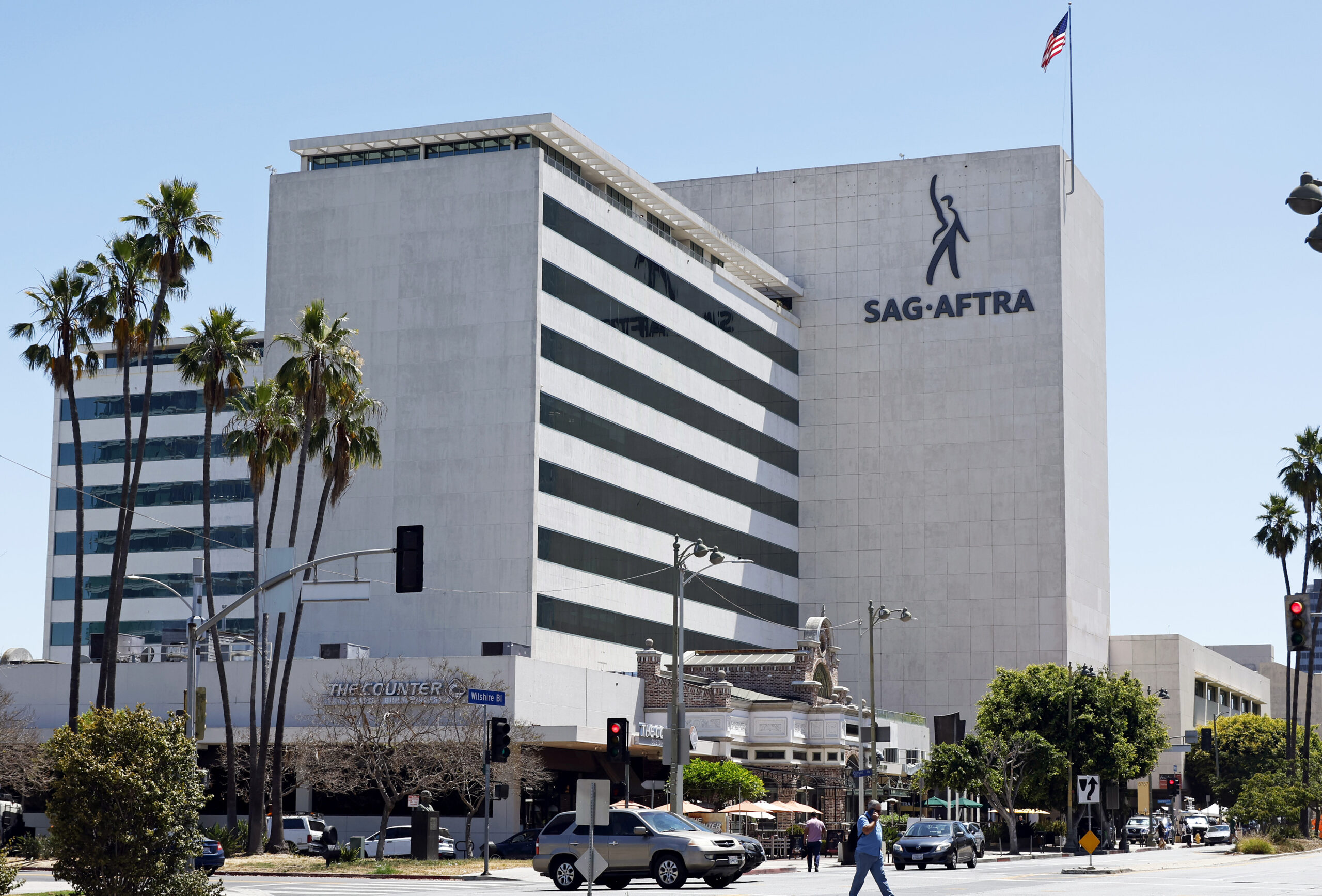 SAG-AFTRA National Board Unanimously Ratifies First Intimacy Coordinator Union Contract