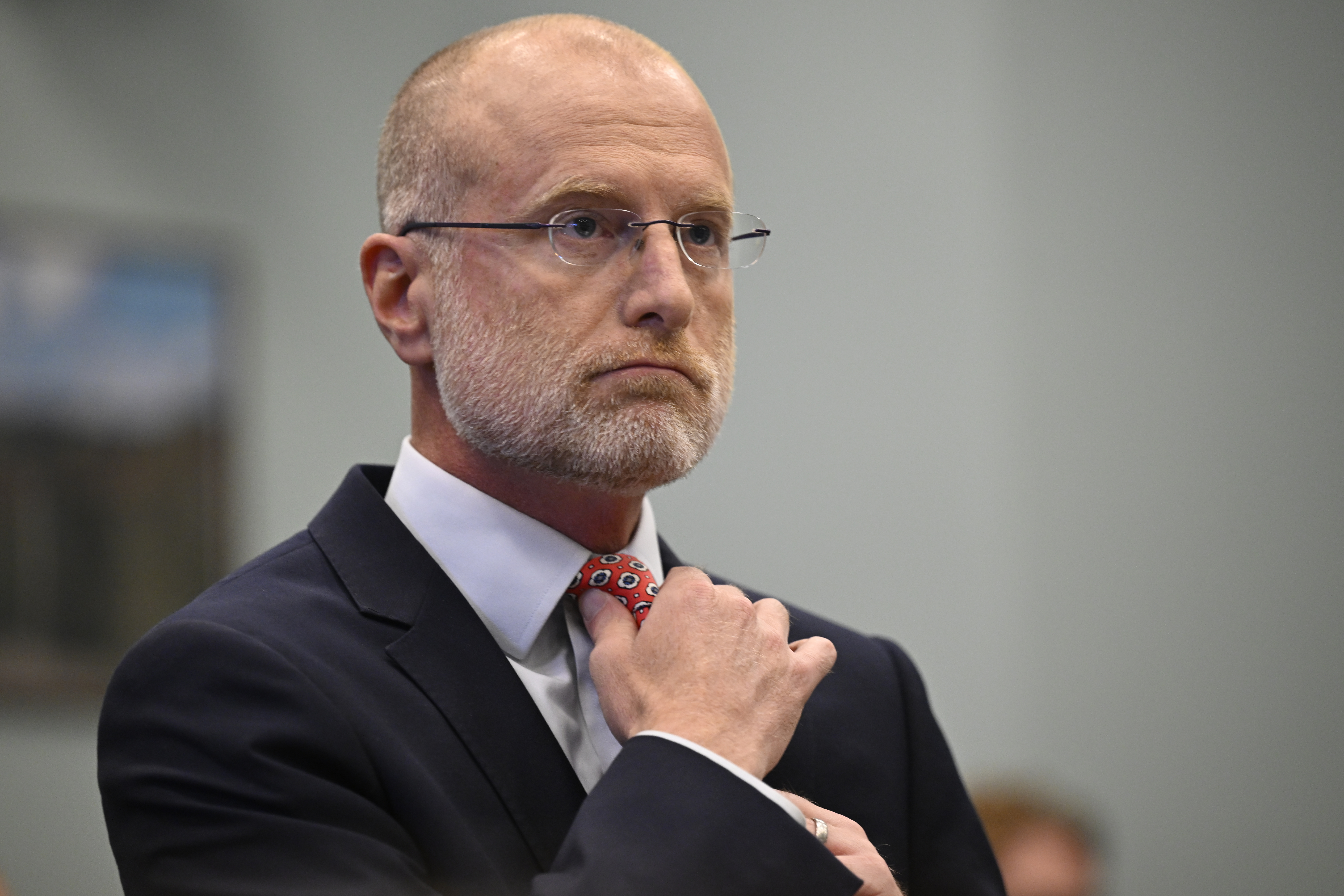 FCC Chair Deflects Responsibility on Kimmel, Says Agency Is Not Independent