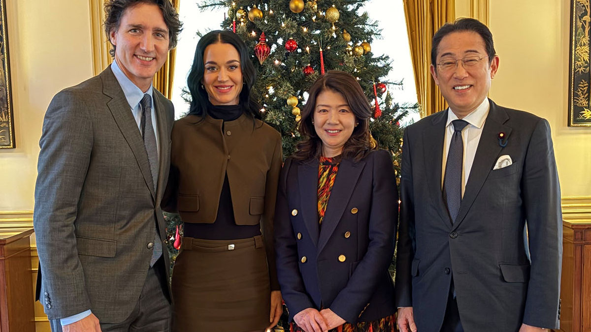 Katy Perry Steals the Show at Lunch with Japan’s Ex-PM and Justin Trudeau