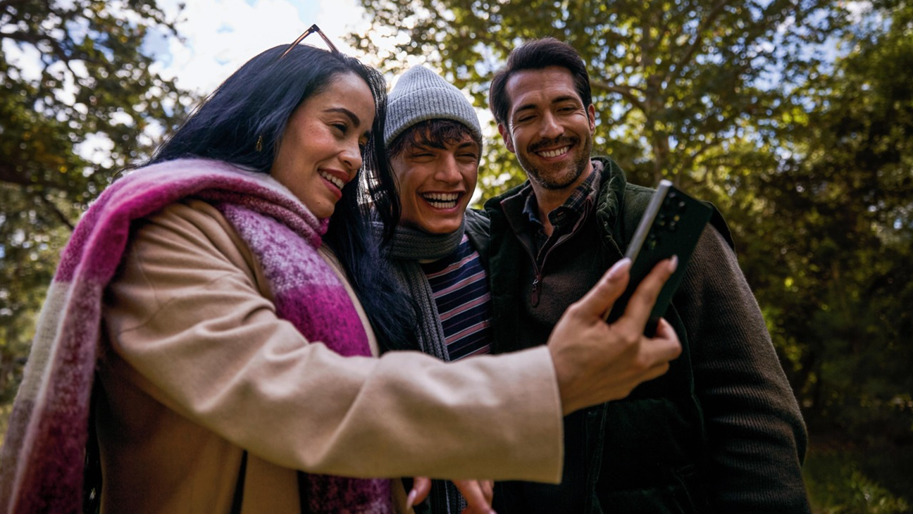 T-Mobile Doubles Down on Free iPhone Offer, Now Sending It Same Day Via Doordash