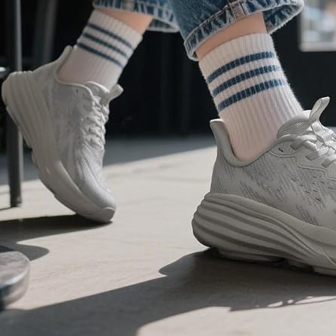 Podiatrists and Nurses Can’t Stop Recommending These  Sneakers