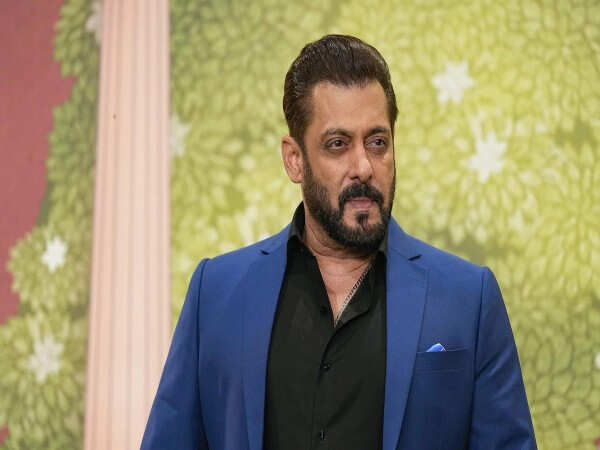 Salman Khan to Work With South Director Vamsi Paidipally Salman Khan to Work With South Director Vamsi Paidipally
