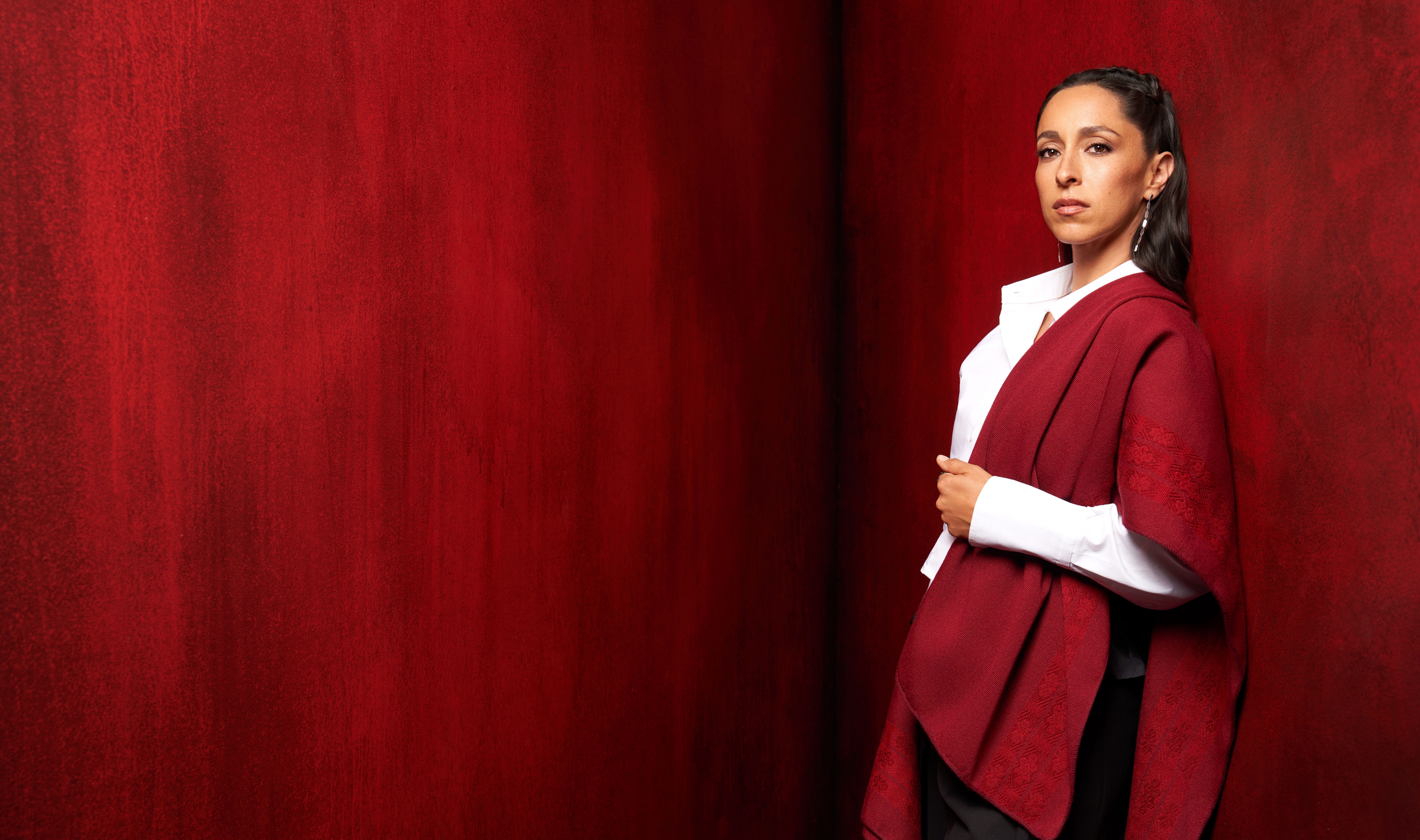 With ‘Avatar: Fire and Ash,’ Oona Chaplin Hopes Her Fiery Turn as Varang Honors Her Family Lineage