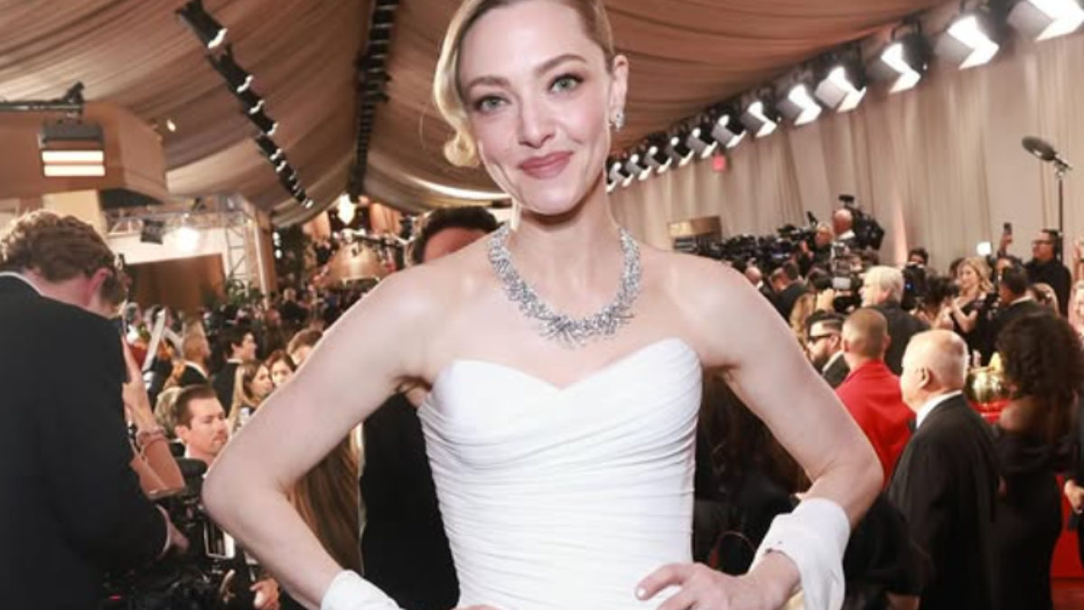 Amanda Seyfried Reveals Channing Tatum Peed On Her Leg On Dear John Set