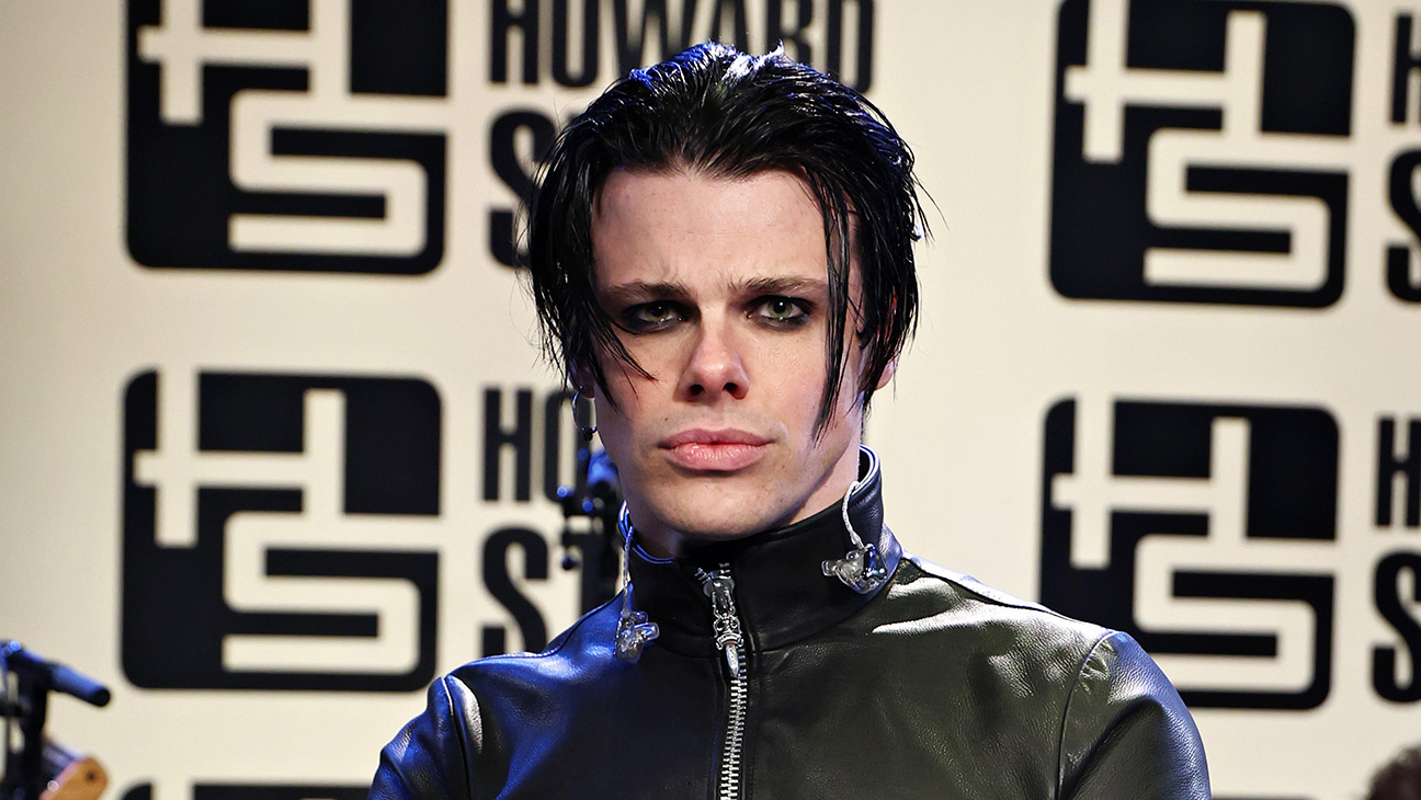 Yungblud on Protests in Iran: “We Have to Be Their Light Right Now”