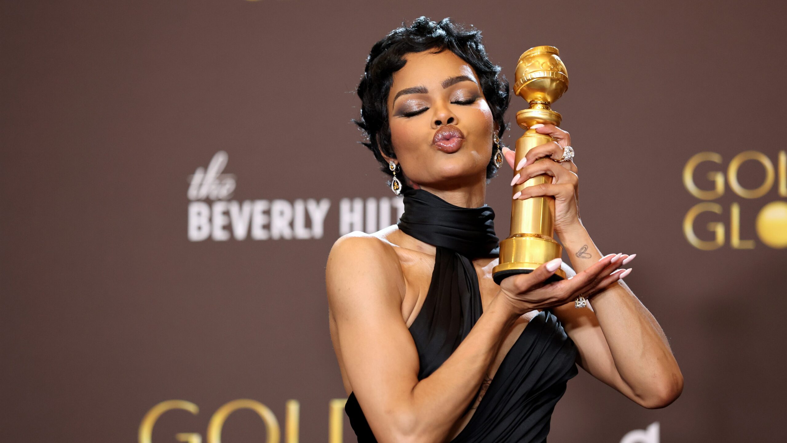 Sarah Paulson, Glenn Close, ‘All’s Fair’ Cast Told Teyana Taylor to “Get Ready” for Awards Season Ahead of Golden Globe Win, Oscar Buzz