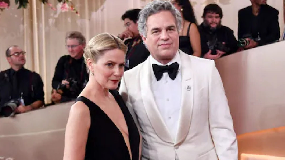 Mark Ruffalo Uses Golden Globes Stage to Speak Out About ICE Violence and the State of the Country Mark Ruffalo Uses Golden Globes Stage to Speak Out About ICE Violence and the State of the Country