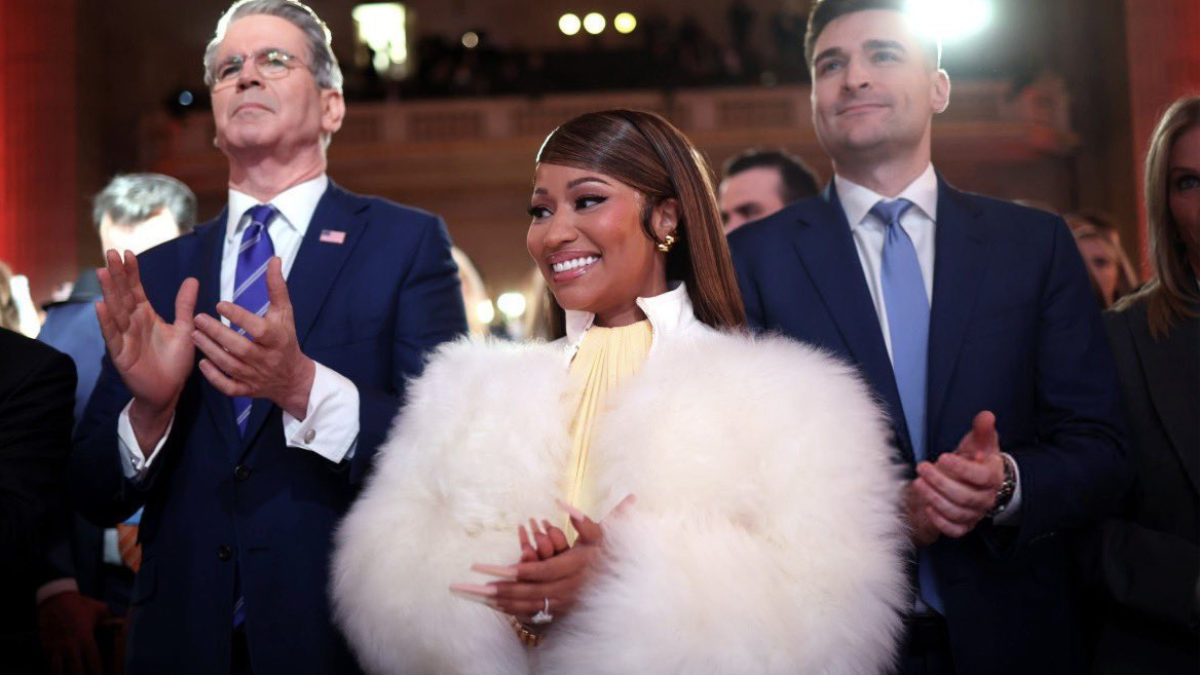 Nicki Minaj Declares Herself Donald Trump’s No. 1 Fan — Reveals She’s Now a US Citizen! Nicki Minaj Declares Herself Donald Trump’s No. 1 Fan — Reveals She’s Now a US Citizen!