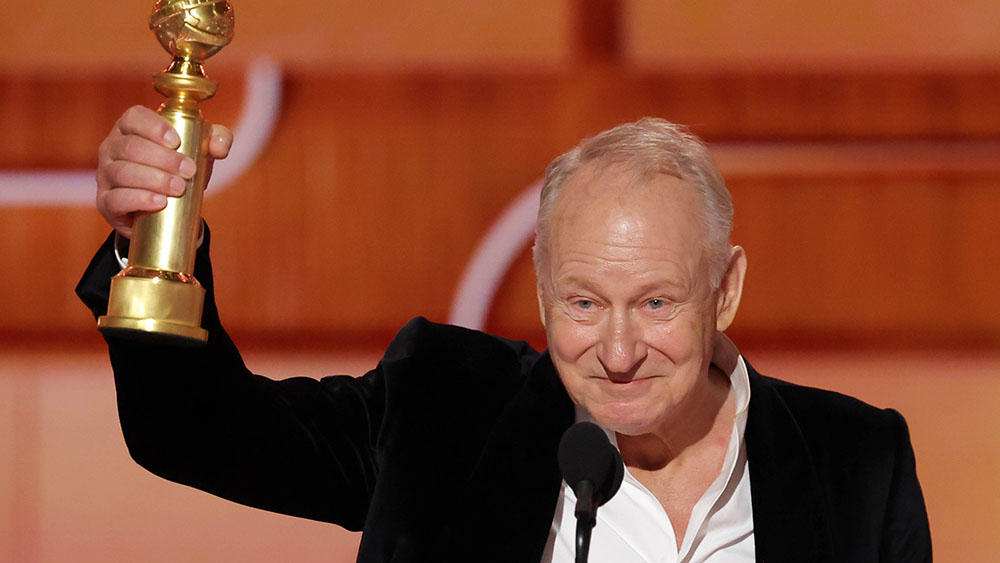Stellan Skarsgard Jokes His Famous Children Taught Him What a Bad Father Is As He Accepts Golden Globe