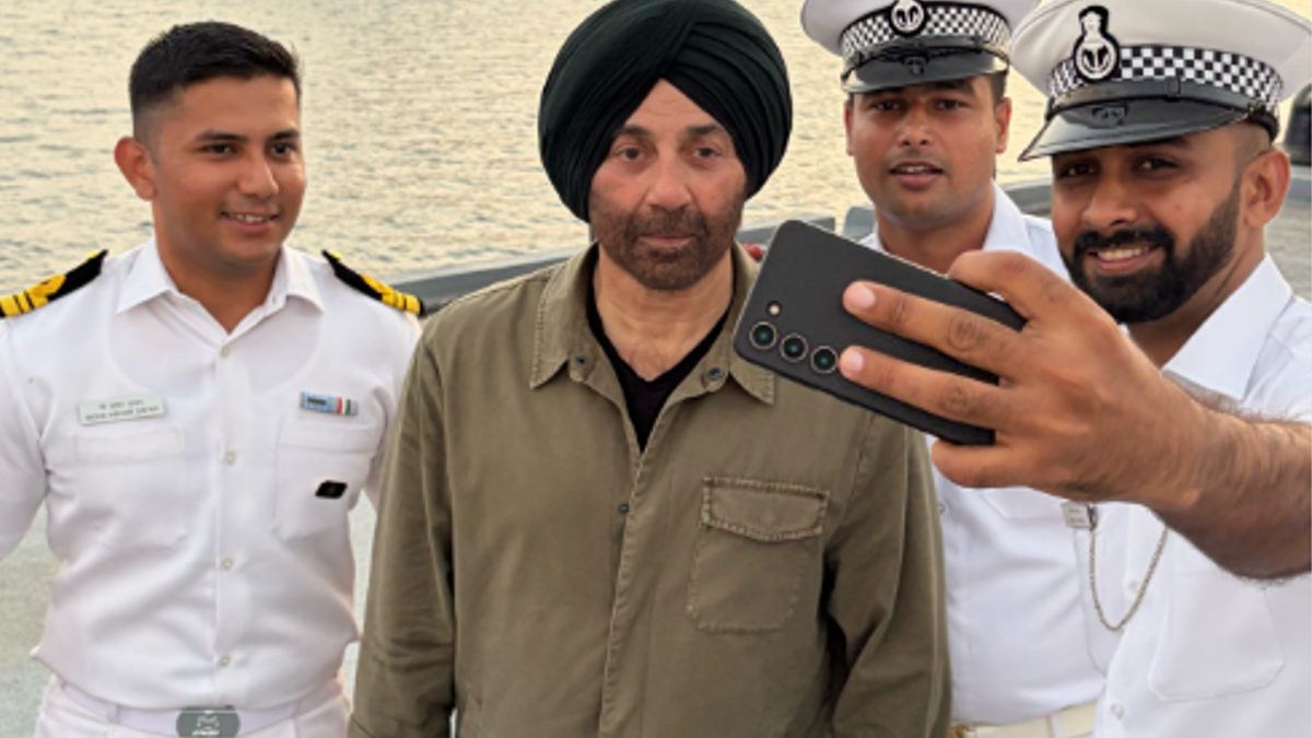 Sunny Deol Storms INS Vikrant Before Border 2 Release — Fans Call It Goosebumps Moment Sunny Deol Storms INS Vikrant Before Border 2 Release — Fans Call It Goosebumps Moment