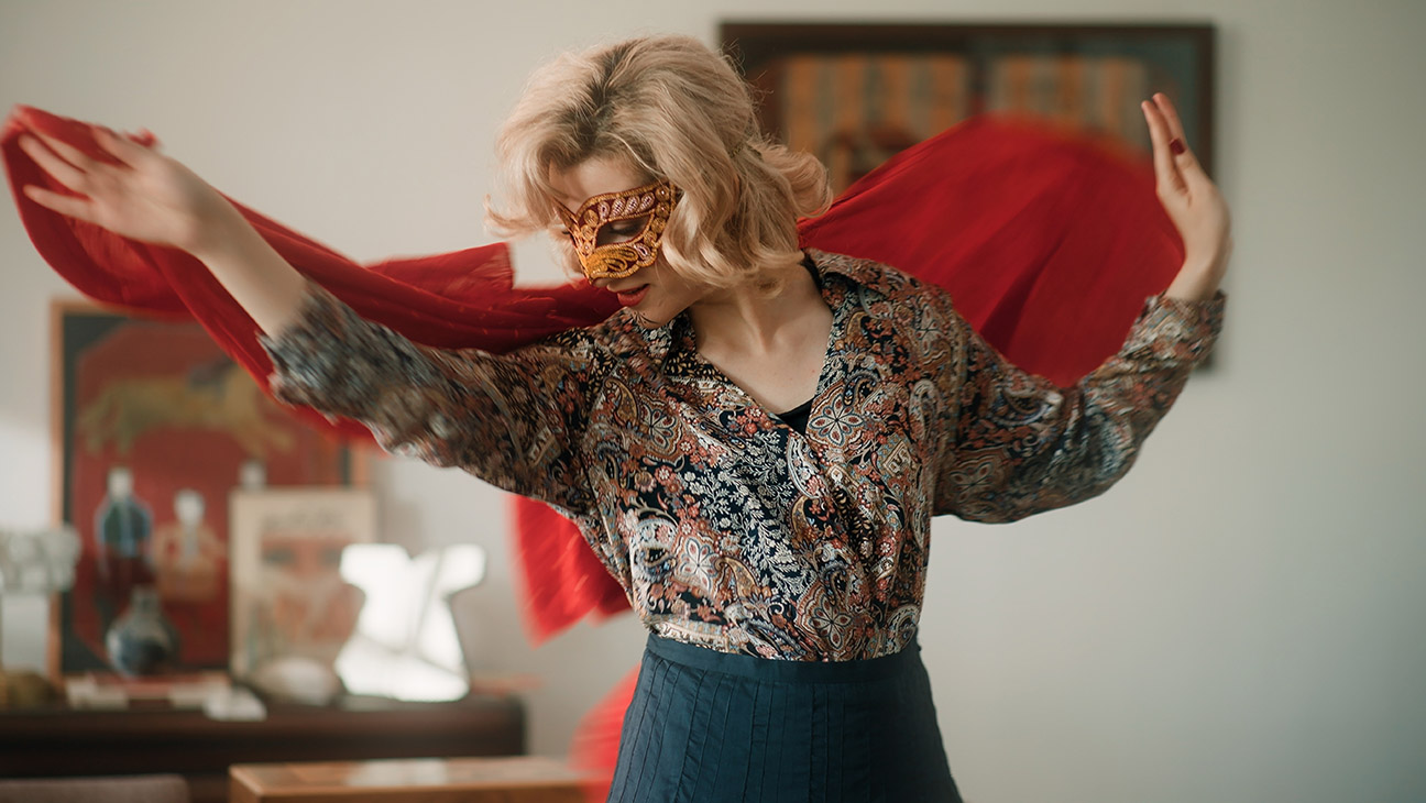 ‘The Friend’s House Is Here’ Review: A Stirring Iranian Drama Celebrates the Resilience of Friendship and Art in Hard Times