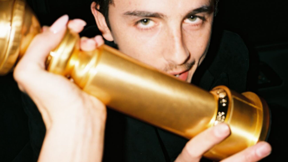 Kylie Jenner’s Mystery Arm in Timothee Chalamet’s Photo Sends Fans Into Meltdown