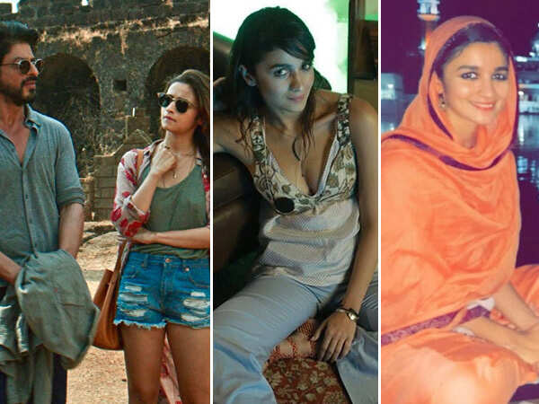 PHOTOS: Alia Bhatt Remembers Moments From 2016 Calls Shah Rukh Khan Her Favourite Co-star