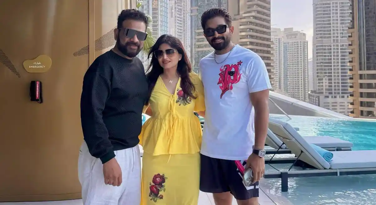 ఫోటో మూమెంట్ : అన్నవదినలతో కలిసి దుబాయ్ ట్రిప్‌లో అల్లు అర్జున్ వైరల్ ఫోటో!