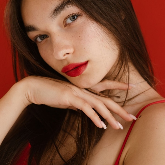 The Most Romantic Pink & Red Lip Combos to Wear This Valentine’s Day