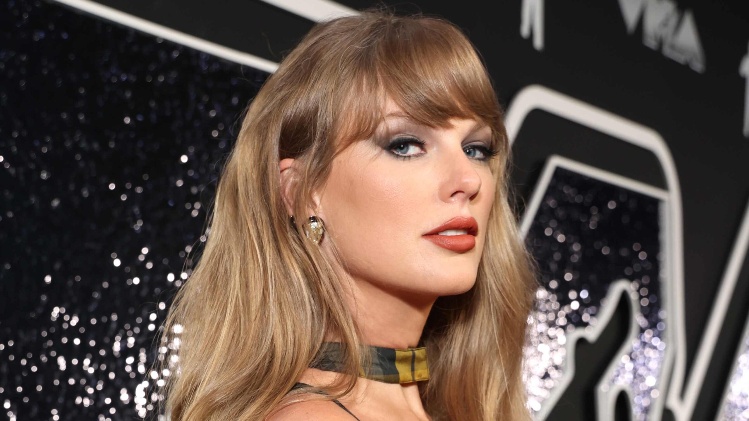 Taylor Swift’s Best Bikini Moments