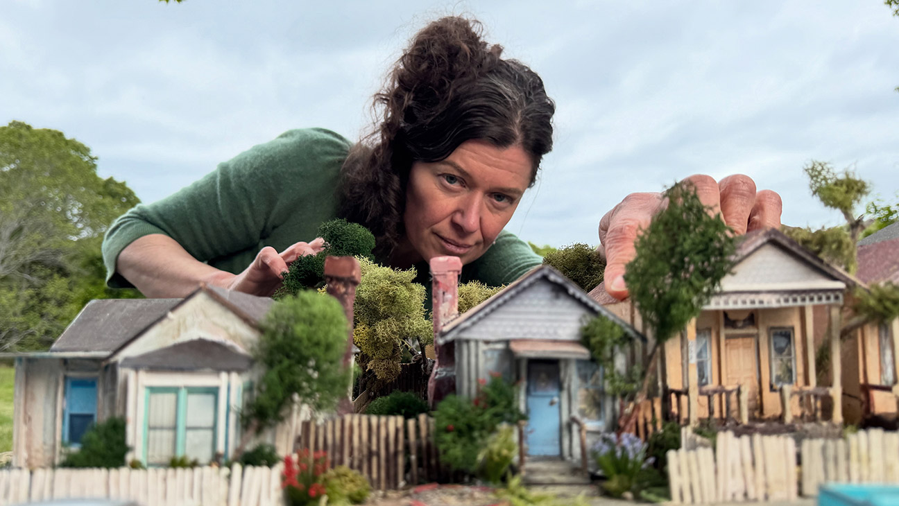 ‘Yo (Love Is a Rebellious Bird)’ Review: A Filmmaker’s Moving, Joyful, Formally Inventive Doc Tribute to Her Free-Spirited Friend