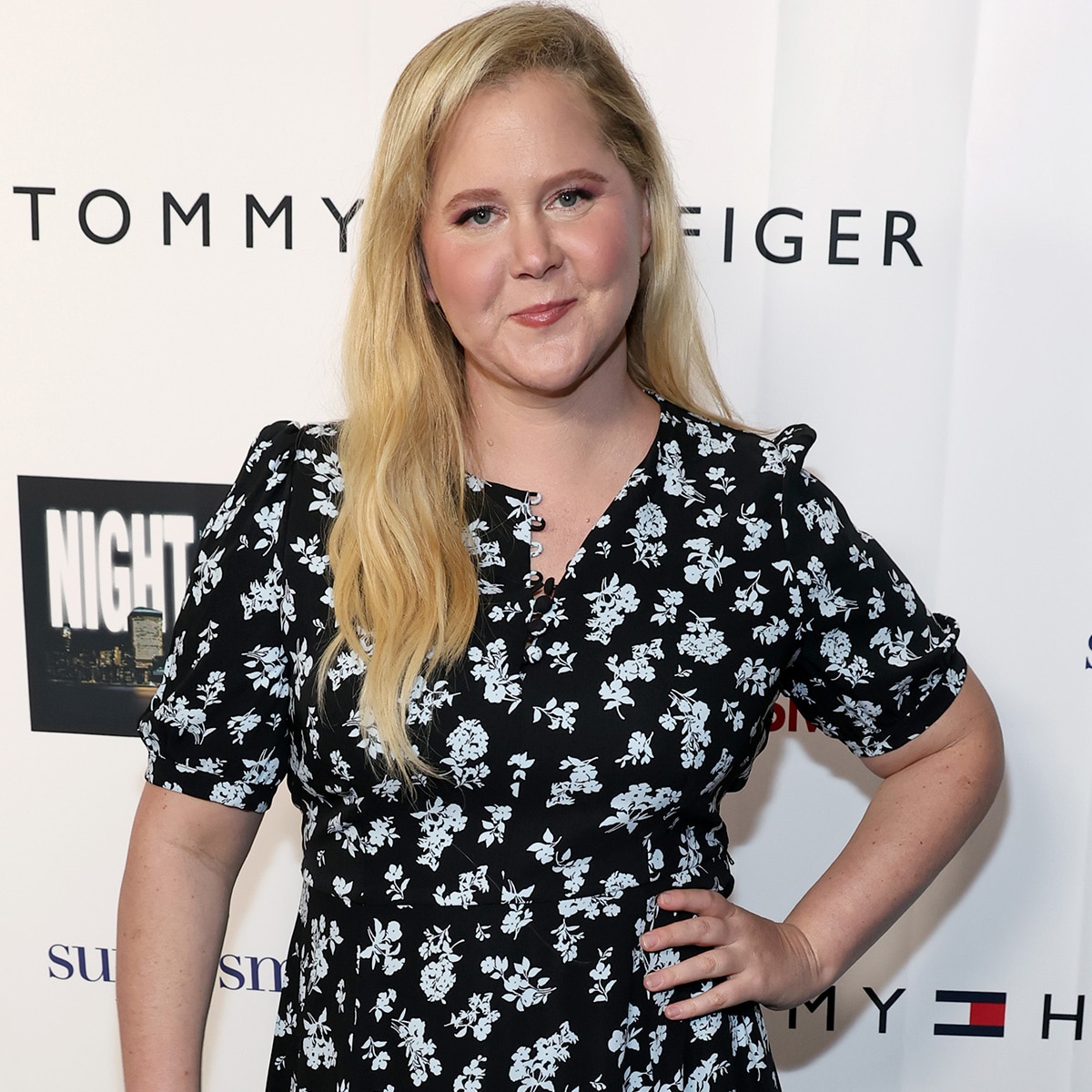 Amy Schumer Celebrates Valentine’s Day in “Crying Corner”