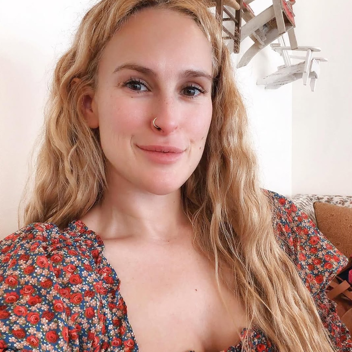 Rumer Willis Claps Back at Claims She Lives off Her Parents’ Money