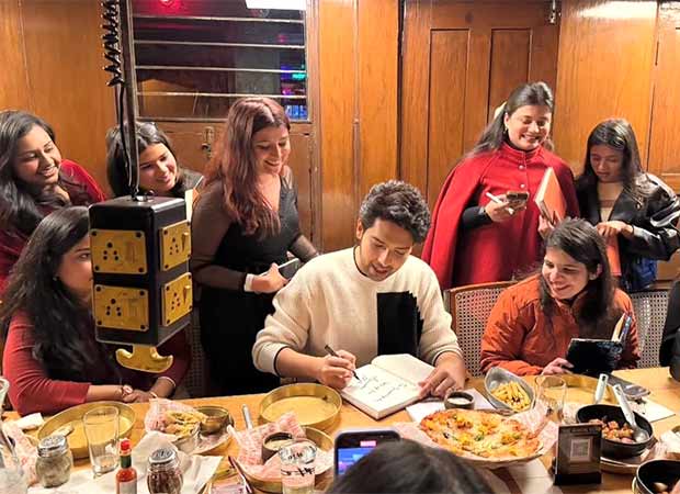 Armaan Malik shares an intimate lunch with Delhi ‘Armaanians’ ahead of his upcoming concert Armaan Malik shares an intimate lunch with Delhi ‘Armaanians’ ahead of his upcoming concert
