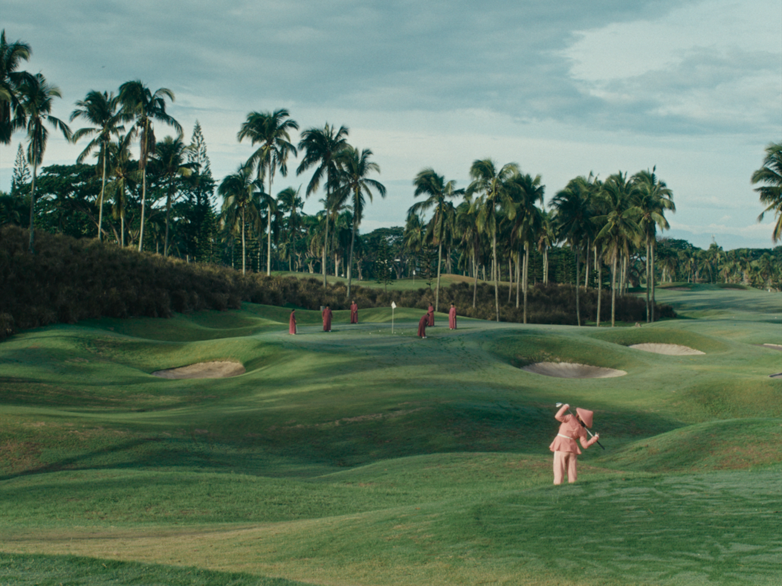 Berlin Hidden Gem: How ‘Filipiñana’ Director Rafael Manuel Turned a Golf Course Into a Portrait of Power and Complicity