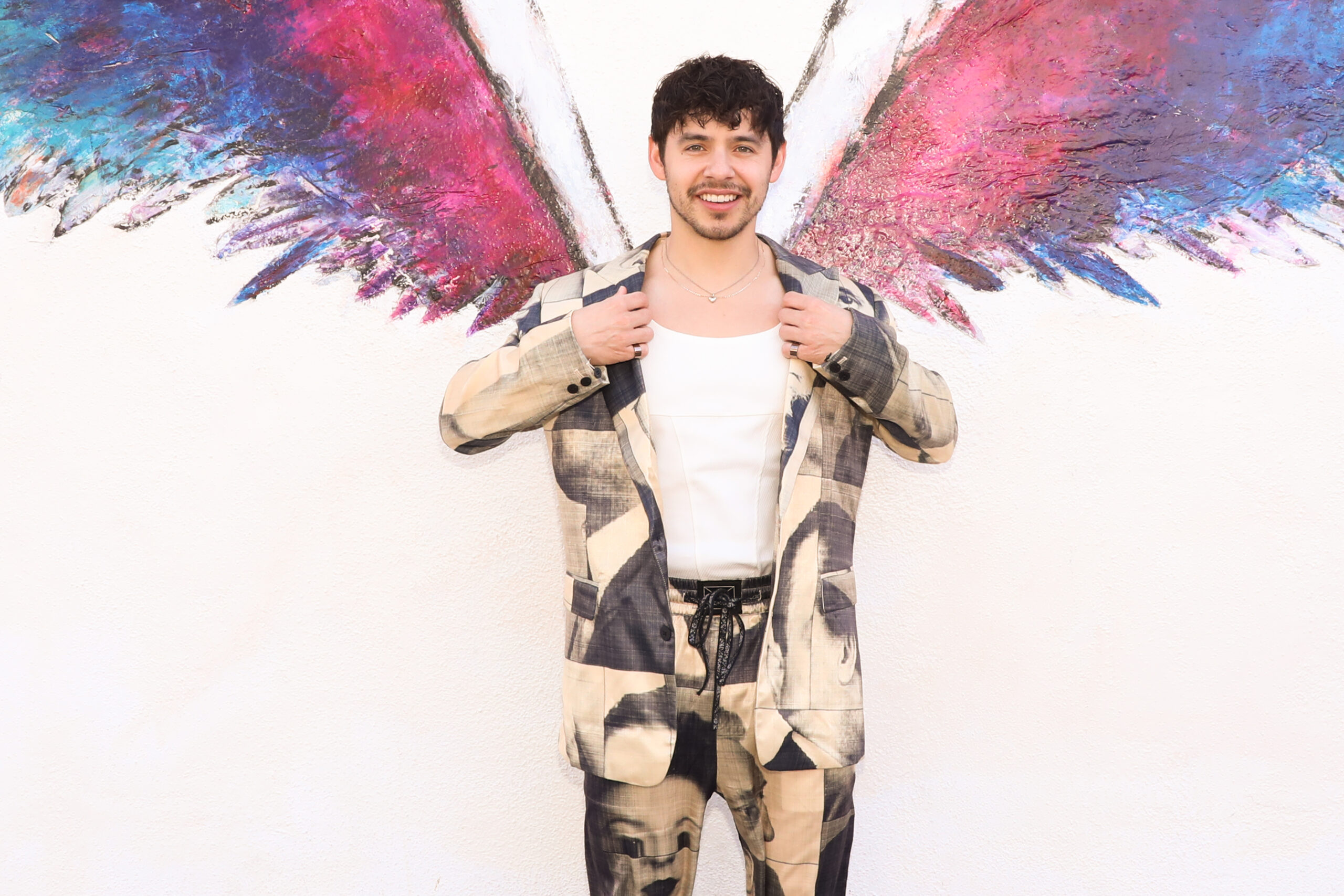 David Archuleta Sounds Off on Single Life, Family Trauma and Gay Men’s Obsession With D***