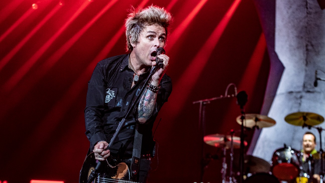 Green Day Criticizes ICE Agents Ahead of Super Bowl Performance
