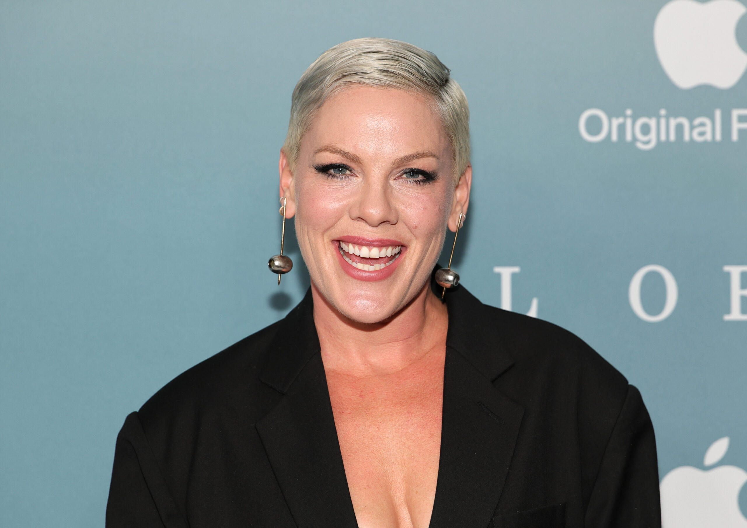Pink to Headline Curebound Concert for Cures at San Diego’s Petco Park