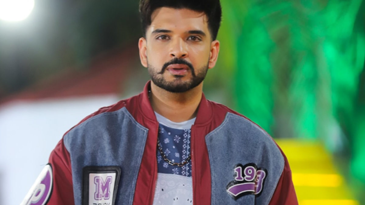 Karan Kundrra Reveals His Record-Breaking Bigg Boss Fee Karan Kundrra Reveals His Record-Breaking Bigg Boss Fee