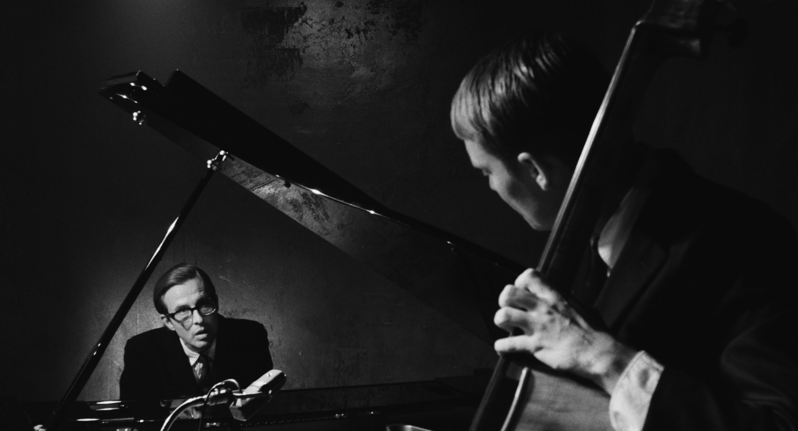 ‘Everybody Digs Bill Evans’ Review: Anders Danielsen Lie, Laurie Metcalf and Bill Pullman in a Portrait of a Jazz Legend That Hits Every Note